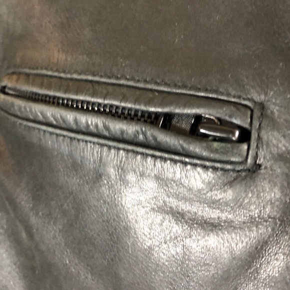 VTG Levi’s Genuine Black Leather Jacket Small - Picture 4 of 8